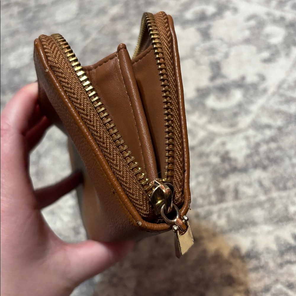 Wallet - Picture 4 of 7